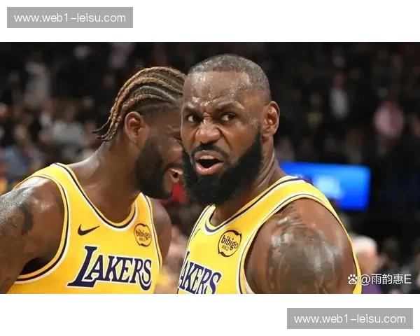 湖人主打内线驱动+多点开花 詹姆斯持球发起盘活全队 湖人主打内线驱动+多点开花 詹姆斯持球发起盘活全队